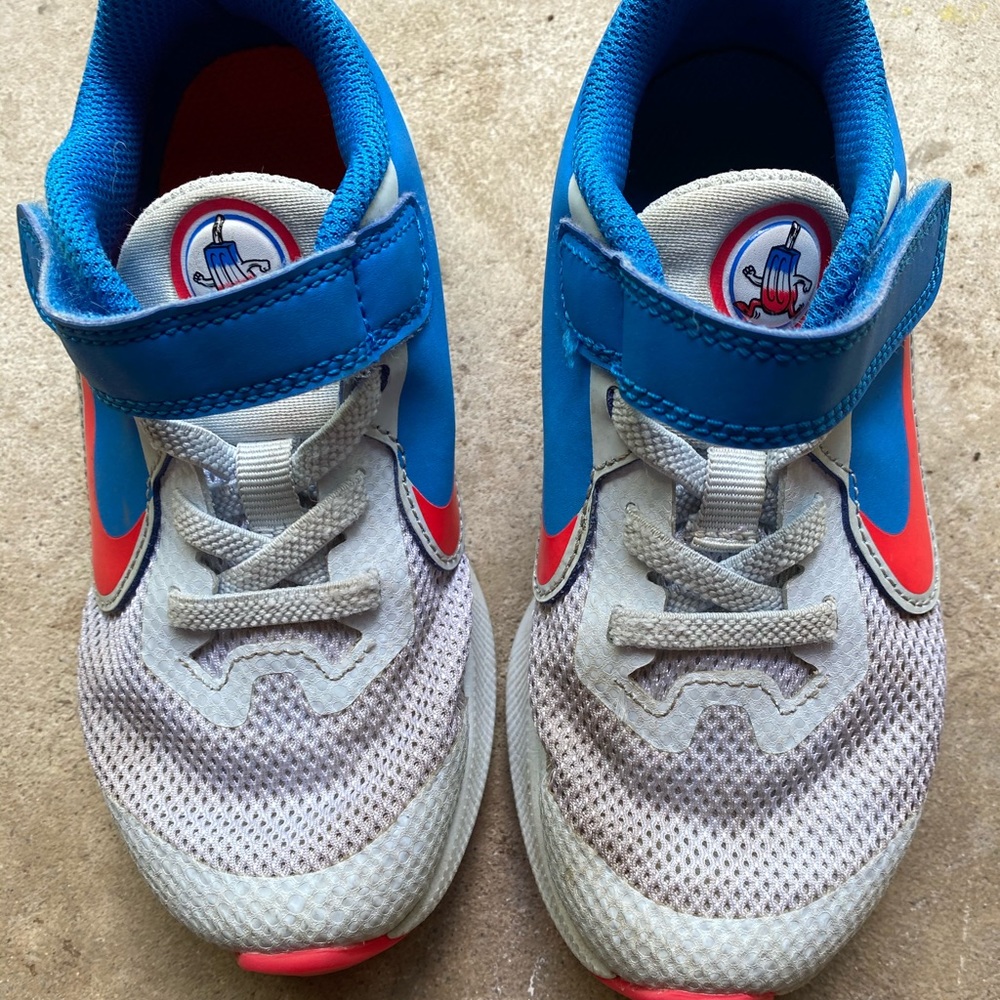 Nike Velcro Sneaker